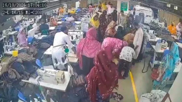 সাভারে পোশাকশ্রমিকের মৃত্যু সিসি টিভিতে কর্মকর্তার চড়াও হওয়ার দৃশ্য